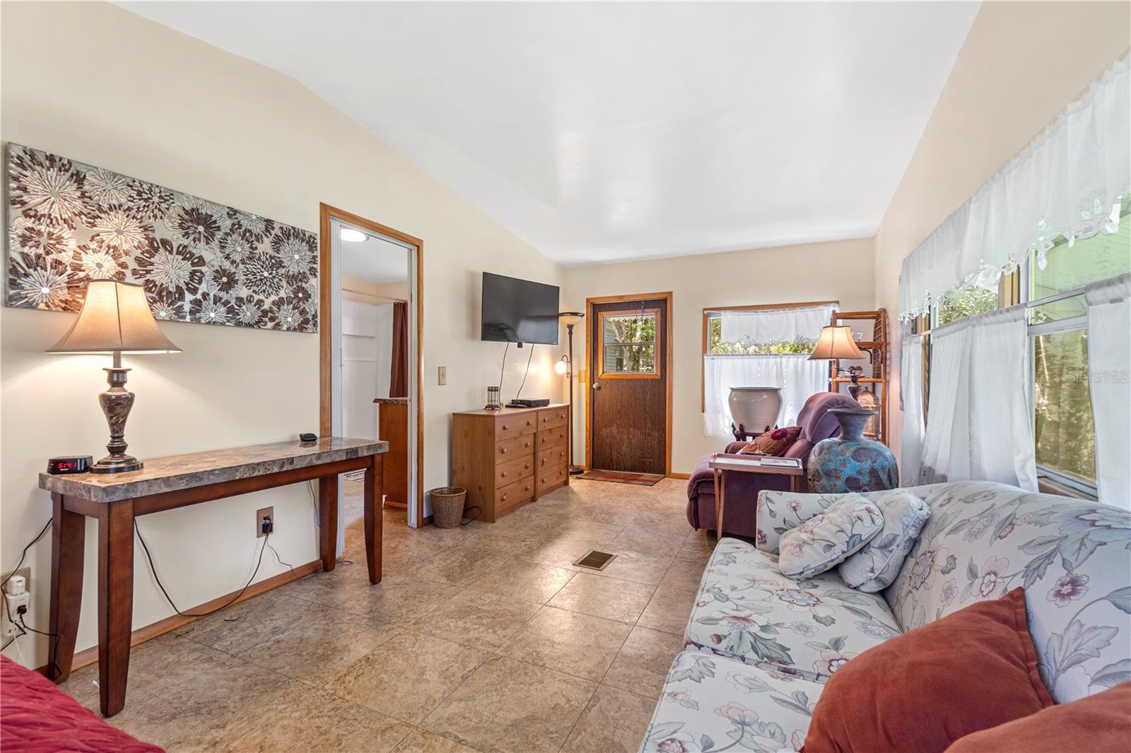LAKE PARK - Residential