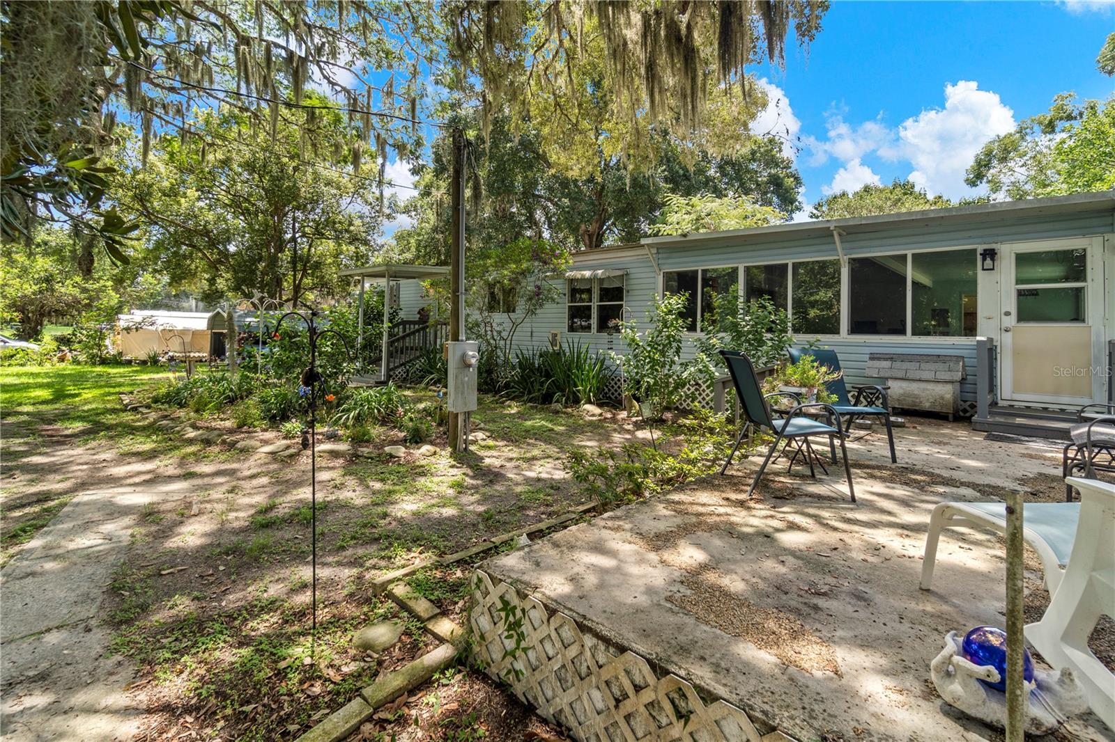 LAKE PARK - Residential