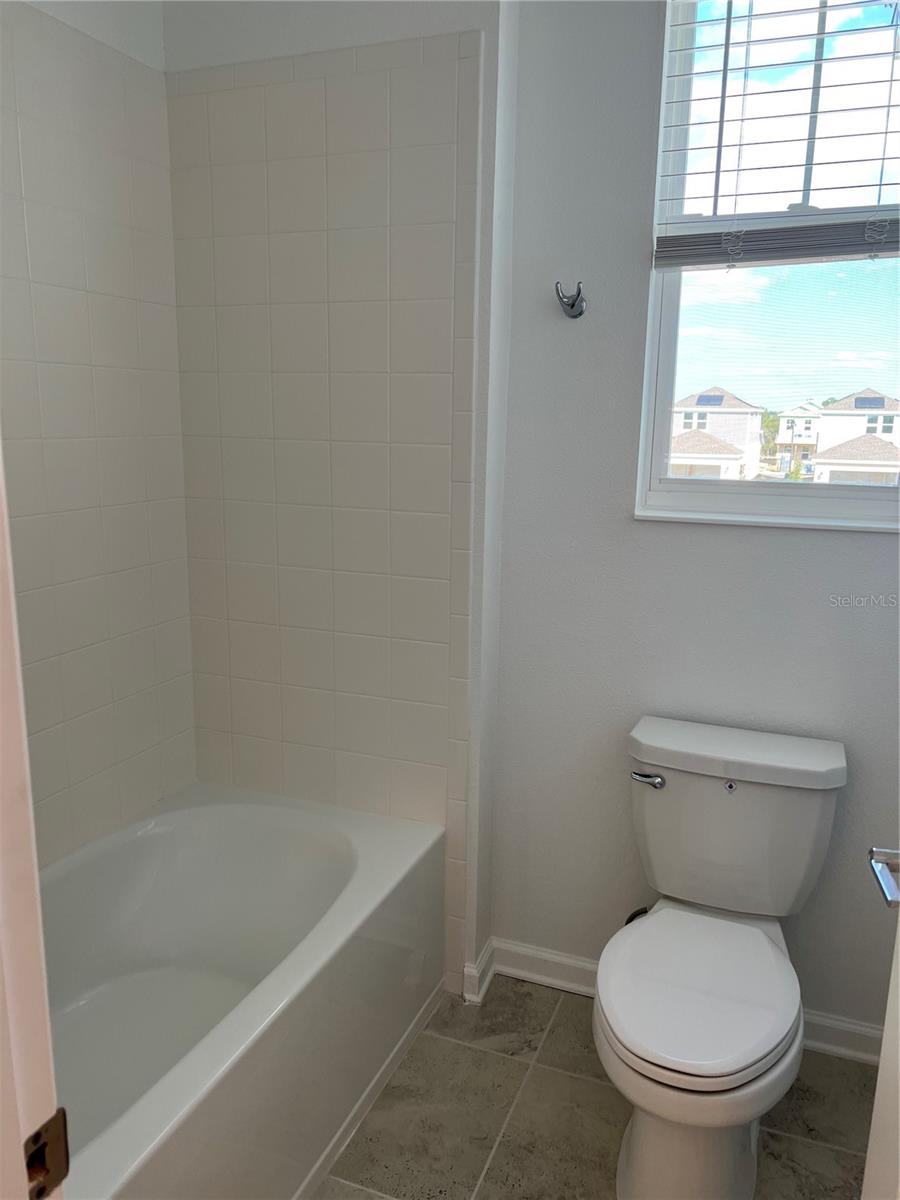 WATERSIDE/JOHNS LAKE PH 2C - Residential Lease