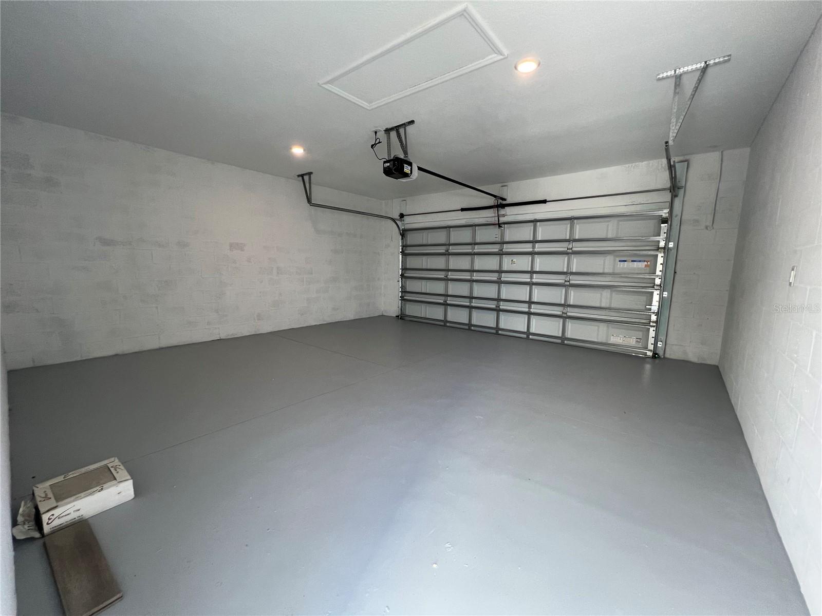 WATERSIDE/JOHNS LAKE PH 2C - Residential Lease