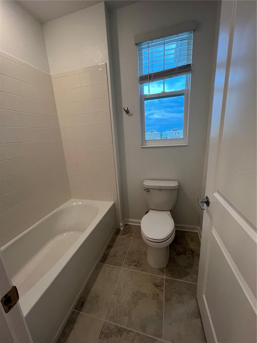 WATERSIDE/JOHNS LAKE PH 2C - Residential Lease