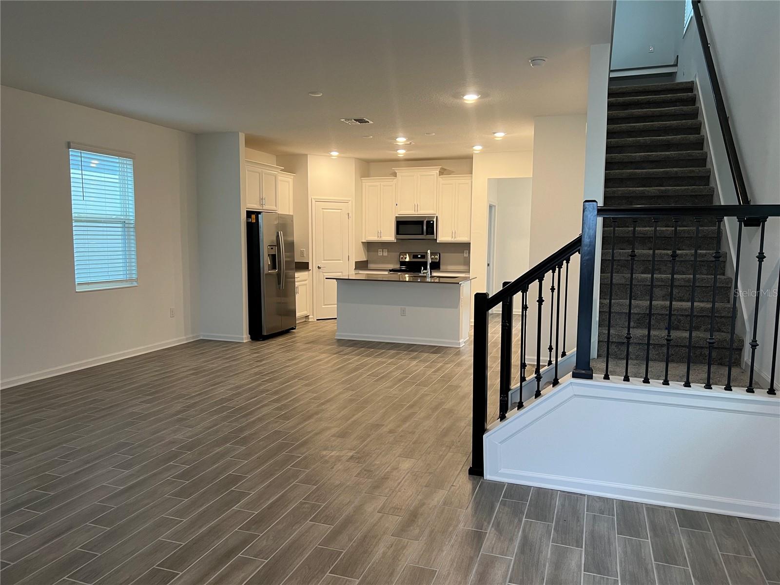 WATERSIDE/JOHNS LAKE PH 2C - Residential Lease