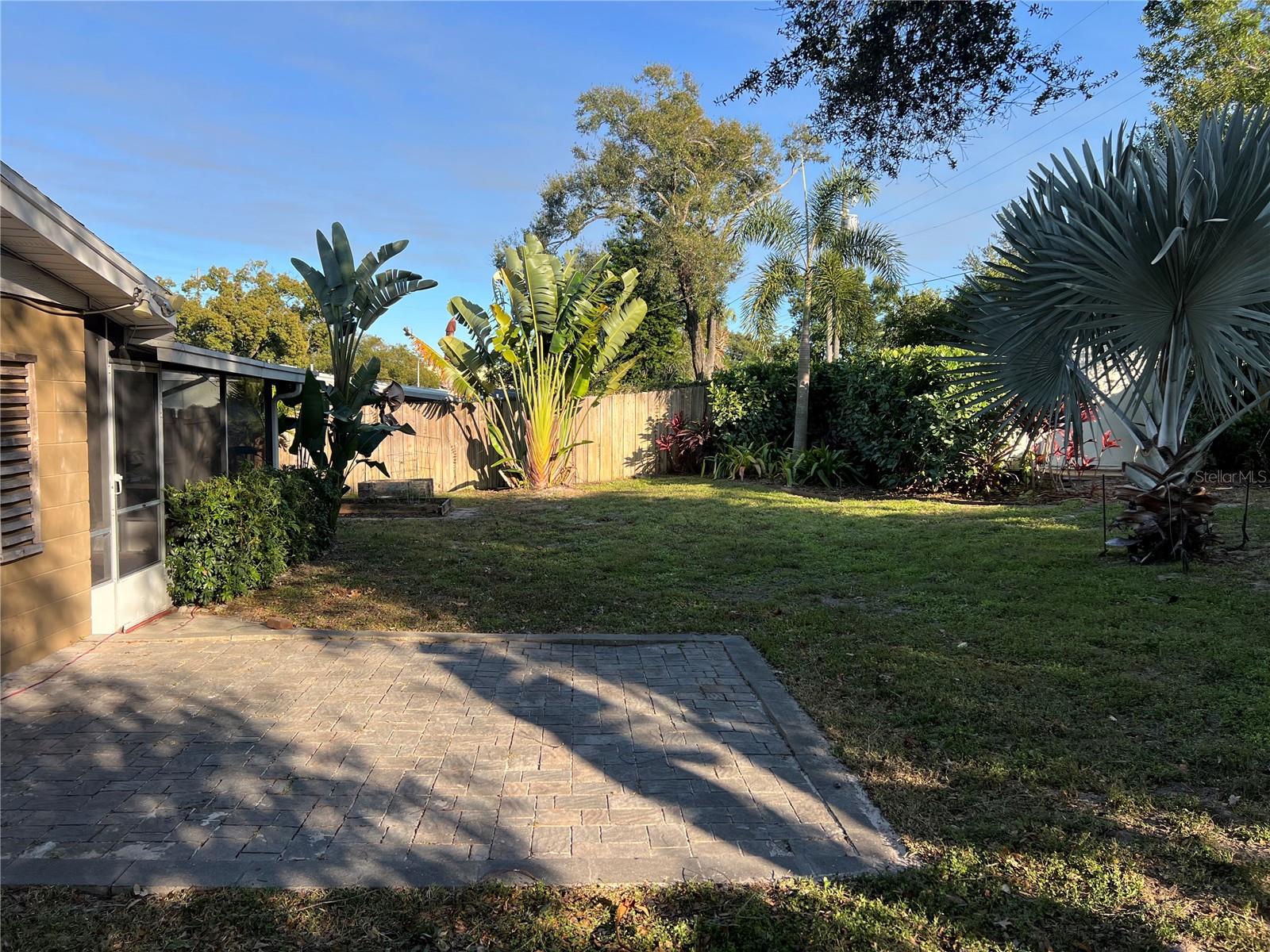 FAIRBANKS SHORES THIRD ADD - Residential Lease