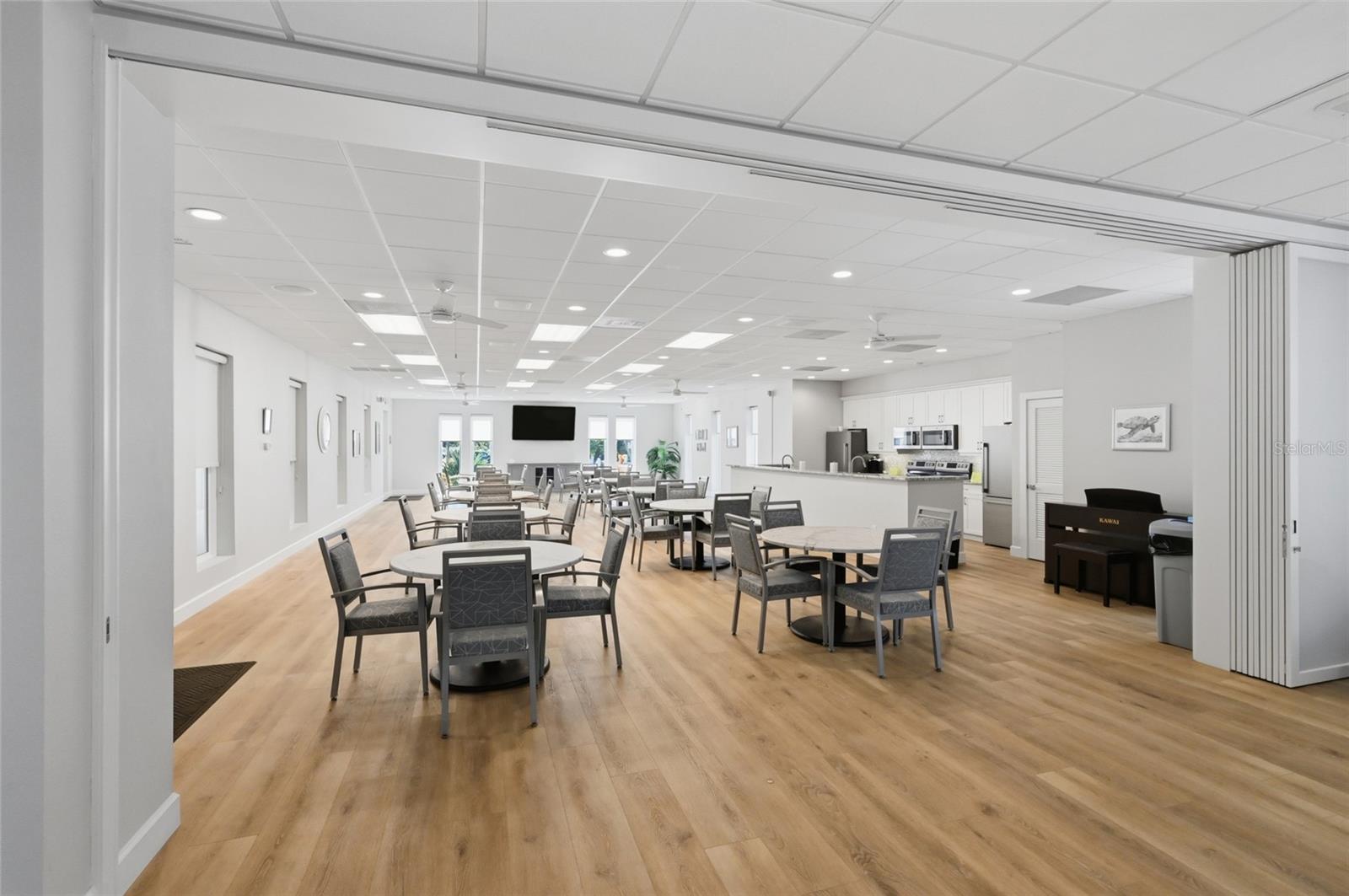 SUNRISE COVE SEC 3 - Residential