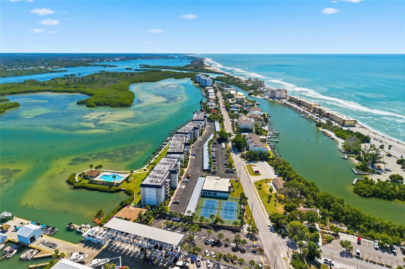 SUNRISE COVE SEC 3 - Residential