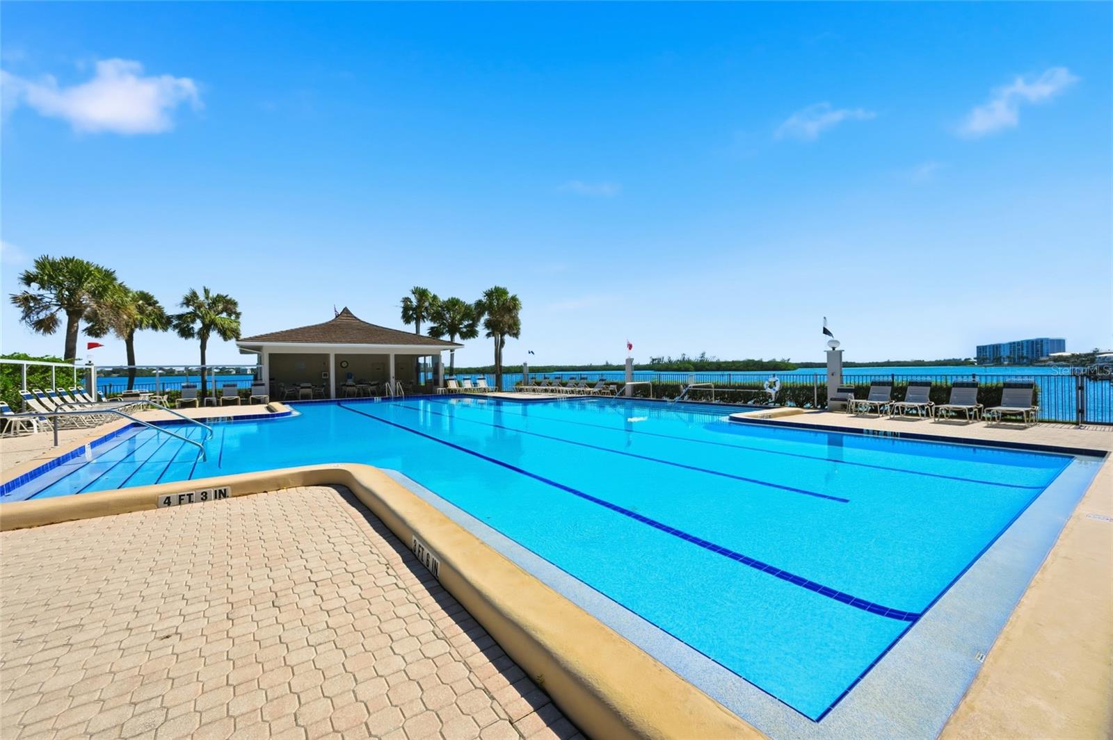 SUNRISE COVE SEC 3 - Residential