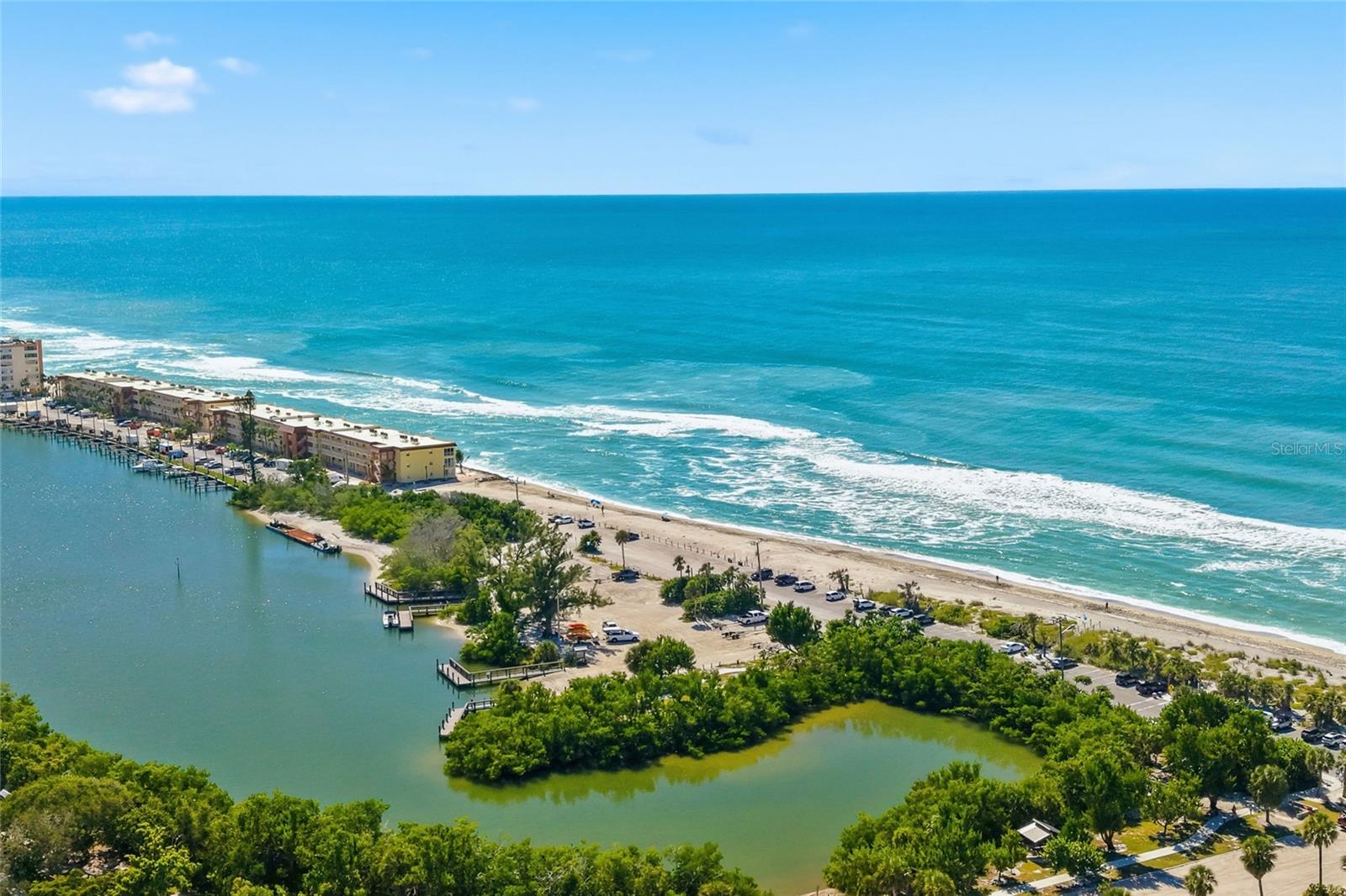 SUNRISE COVE SEC 3 - Residential