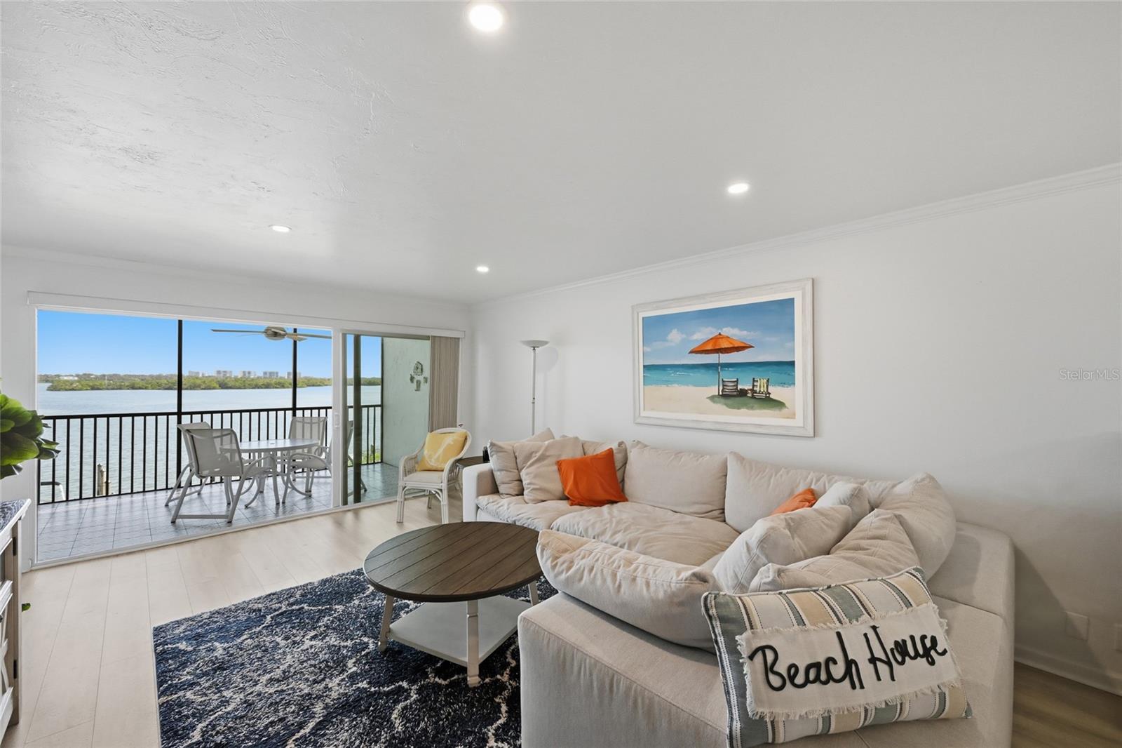 SUNRISE COVE SEC 3 - Residential