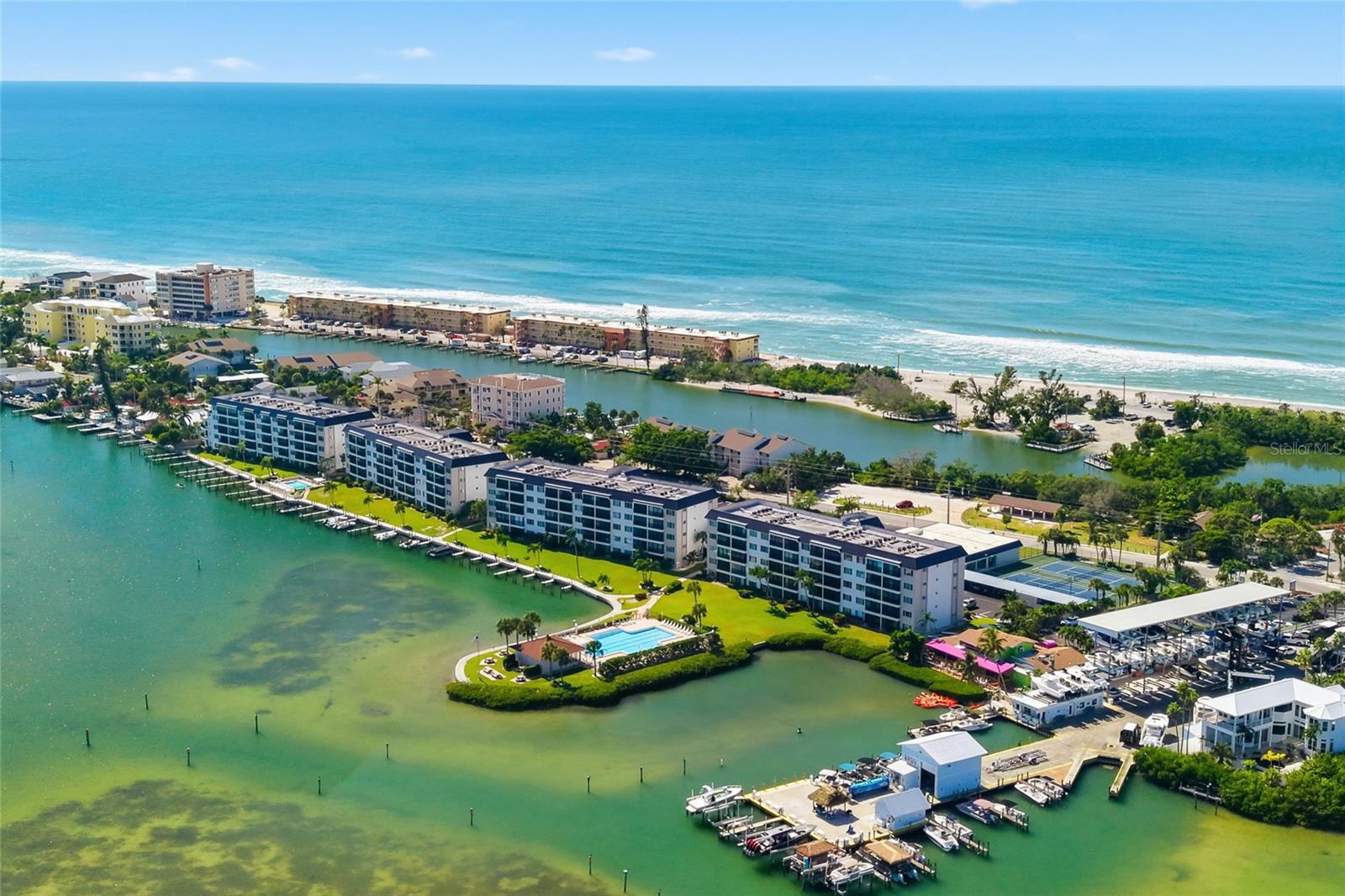 SUNRISE COVE SEC 3 - Residential