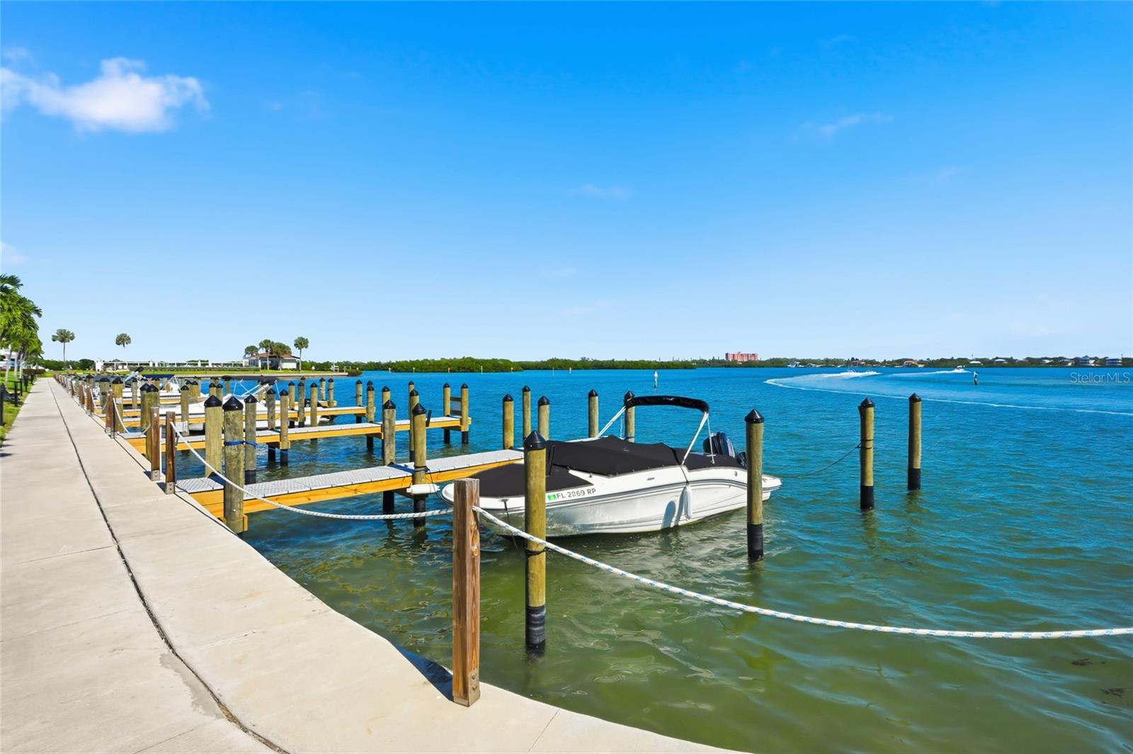 SUNRISE COVE SEC 3 - Residential