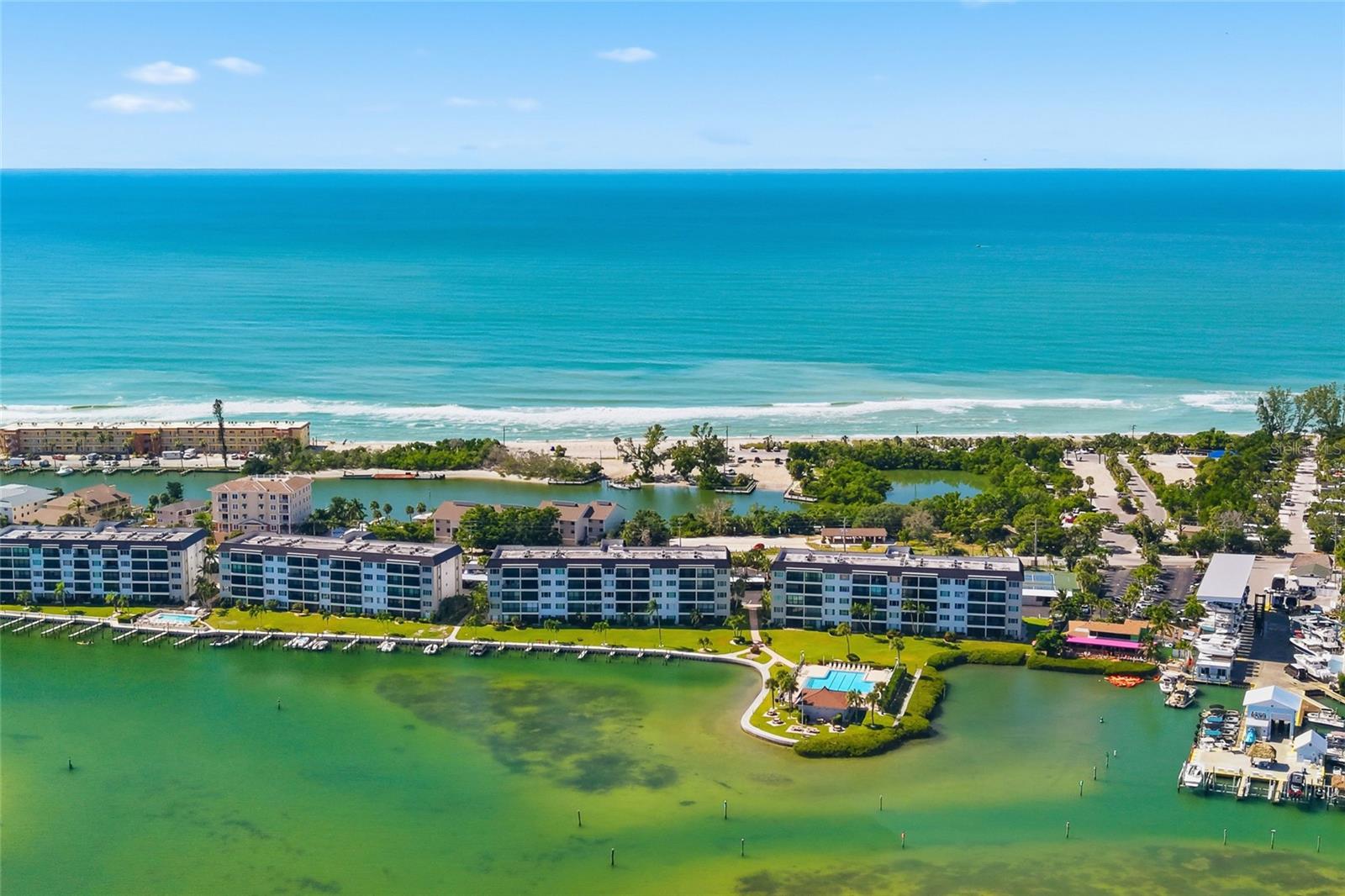 SUNRISE COVE SEC 3 - Residential