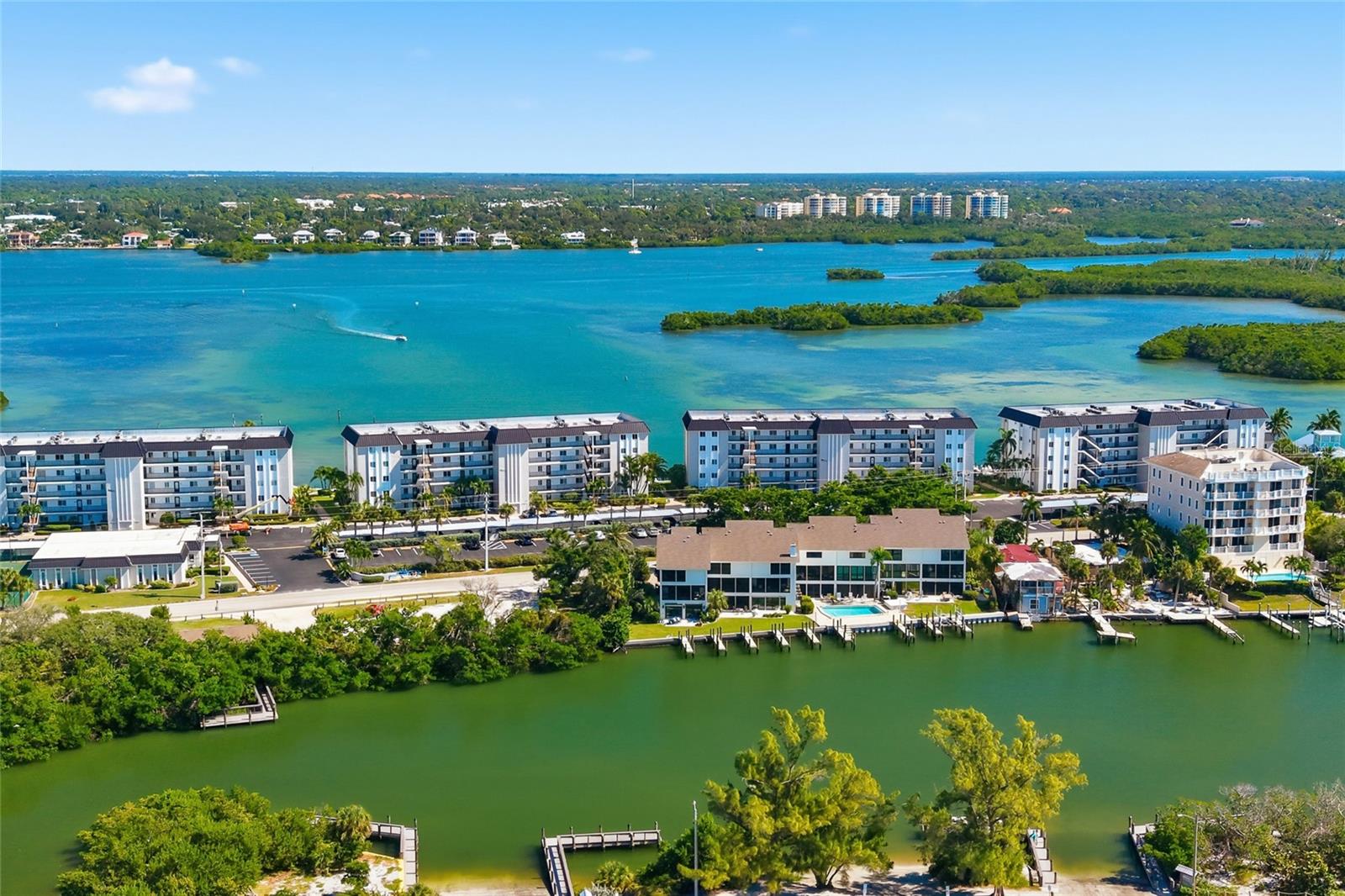 SUNRISE COVE SEC 3 - Residential