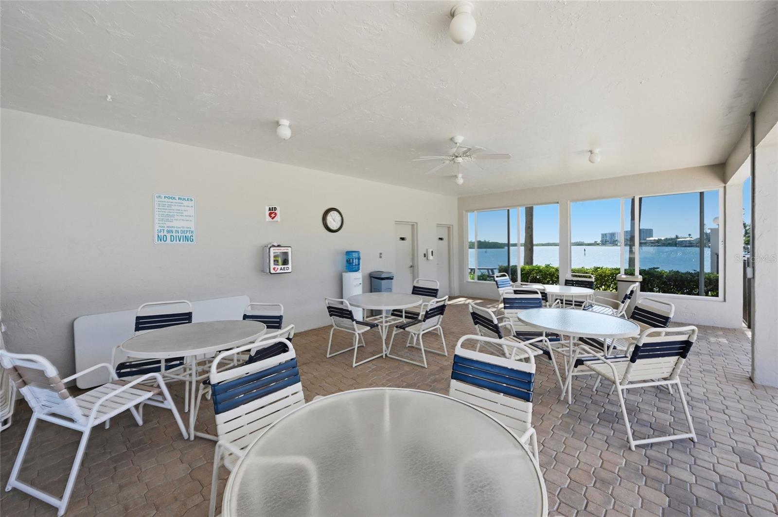 SUNRISE COVE SEC 3 - Residential