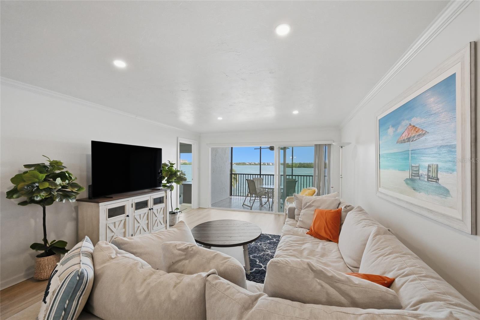 SUNRISE COVE SEC 3 - Residential