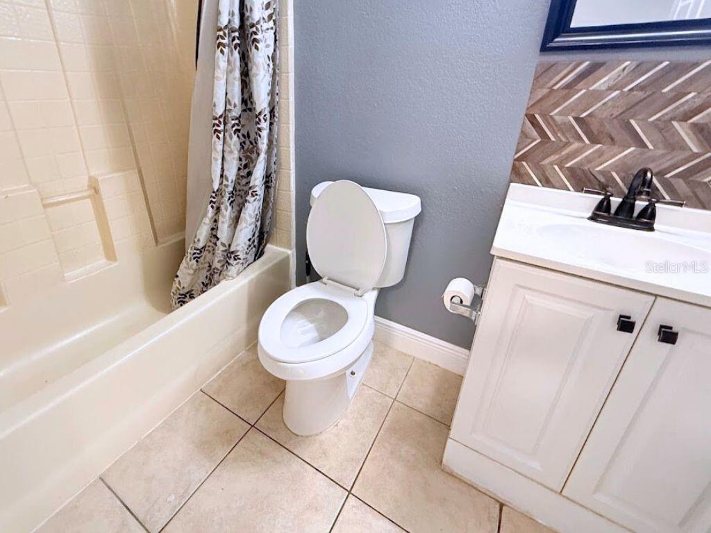 POINCIANA NBRHD 5 NORTH VIL 3 - Residential