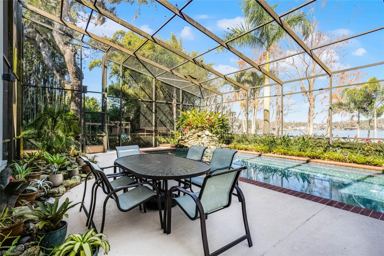 WINDERMERE TOWN - Residential