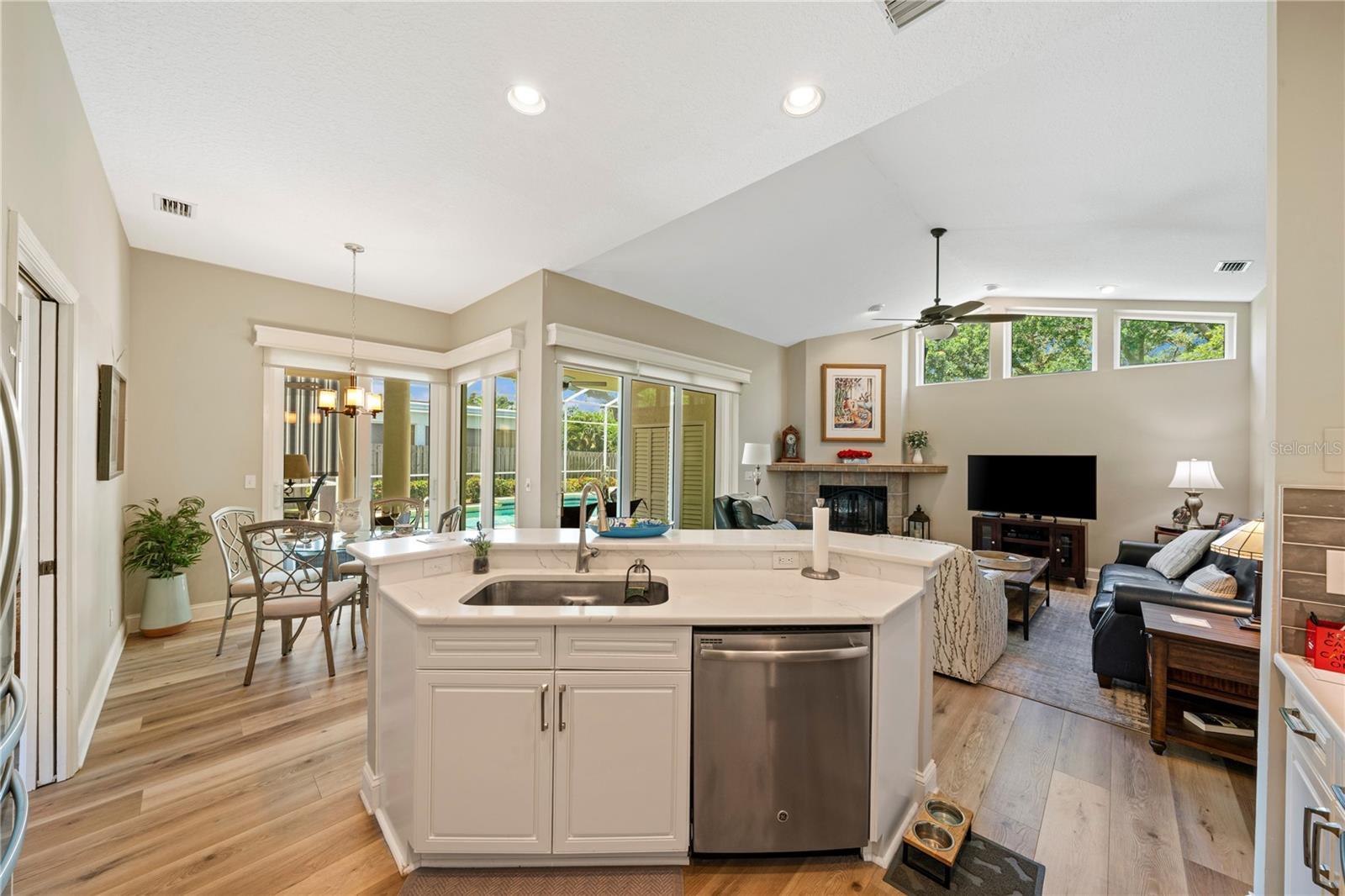PLACIDO BAYOU - Residential