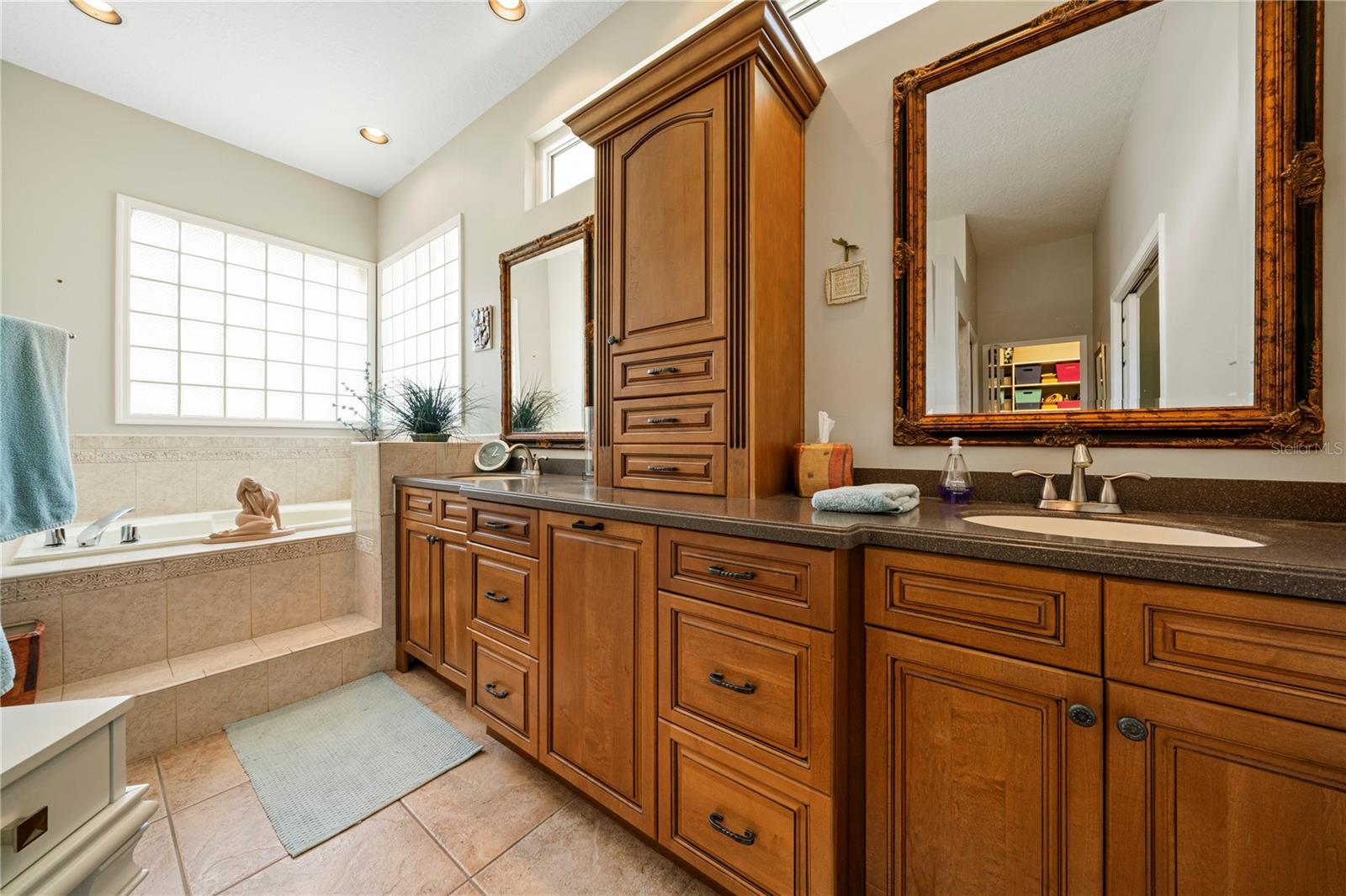 PLACIDO BAYOU - Residential