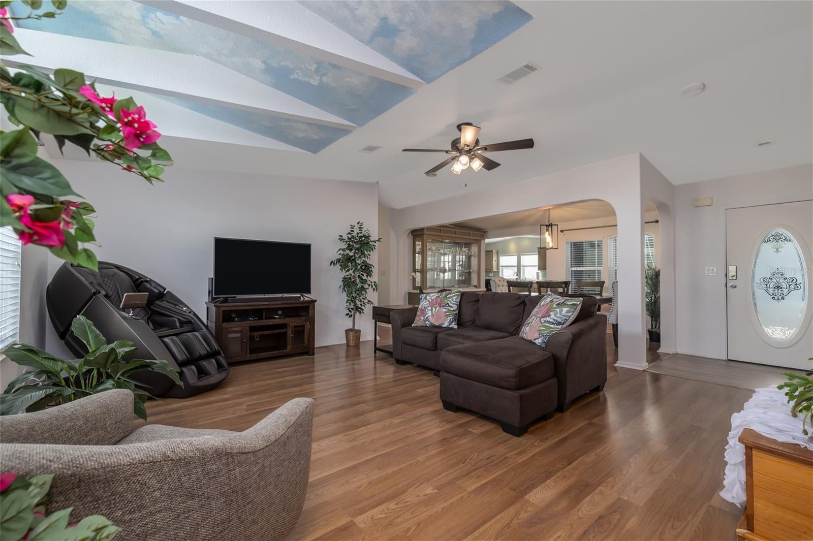 611 PORTSIDE LANE
