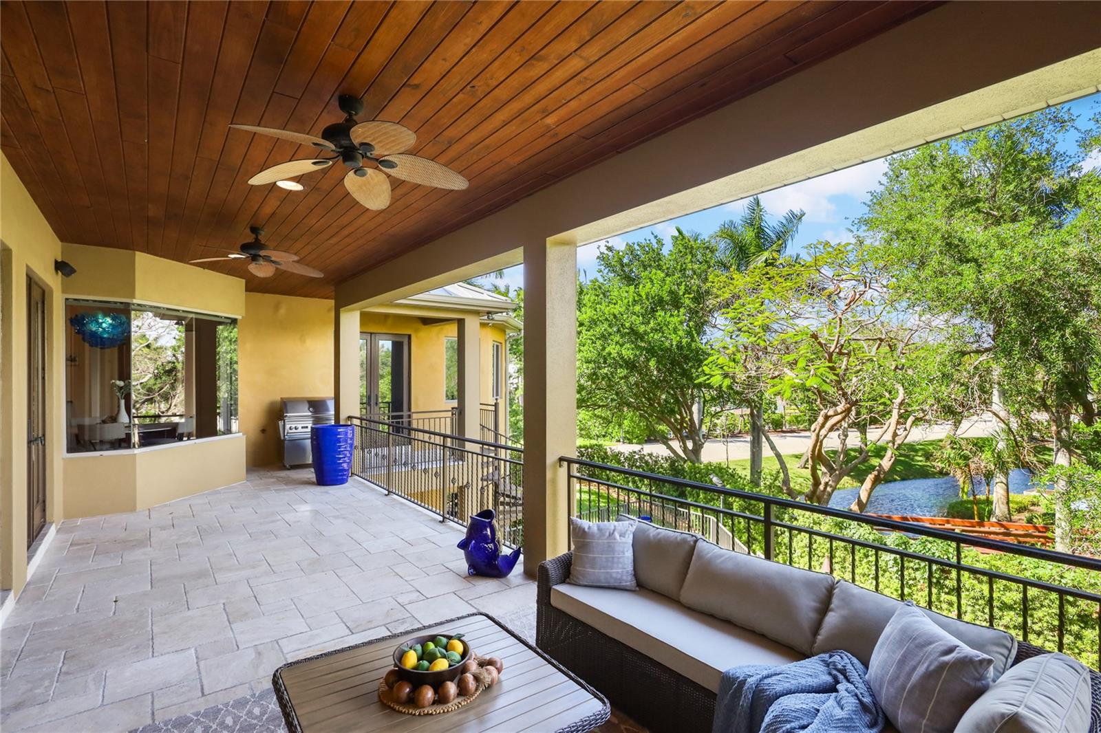 HAWKS HARBOR - Residential