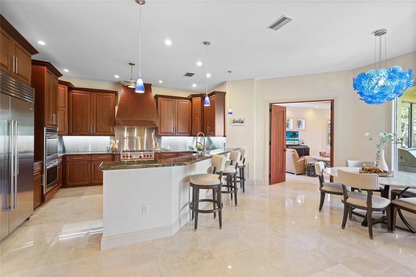 HAWKS HARBOR - Residential