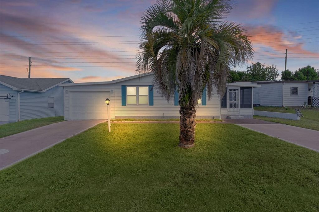 Photo of 817 Hibiscus Drive, The Villages, FL 32159 (MLS # G5102801)