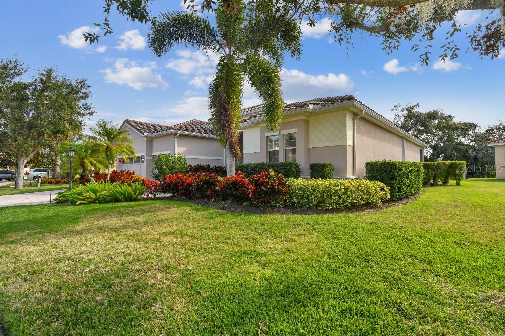 5621 ROCK DOVE DRIVE