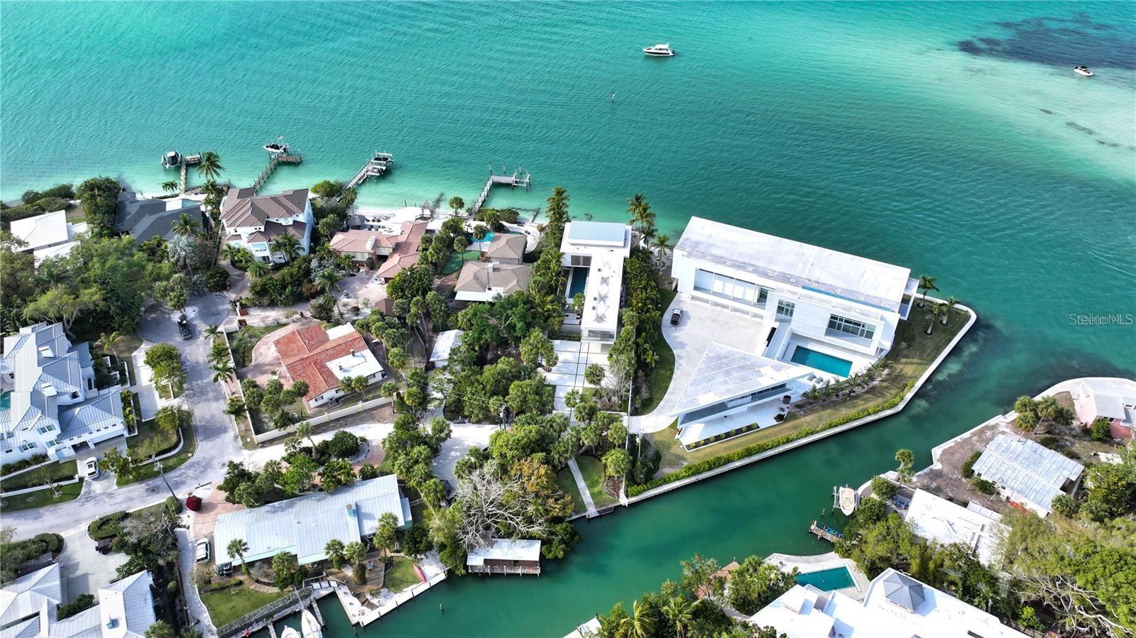 LANDS END - Residential