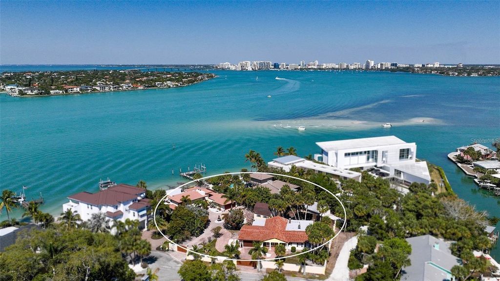 Photo of 21 Lands End Lane, Sarasota, FL 34242 (MLS # A4668044)