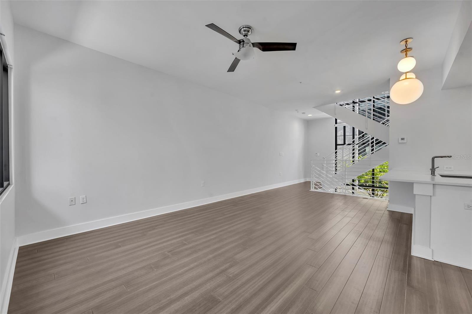 OSCOELA BROWNSTONES - Residential