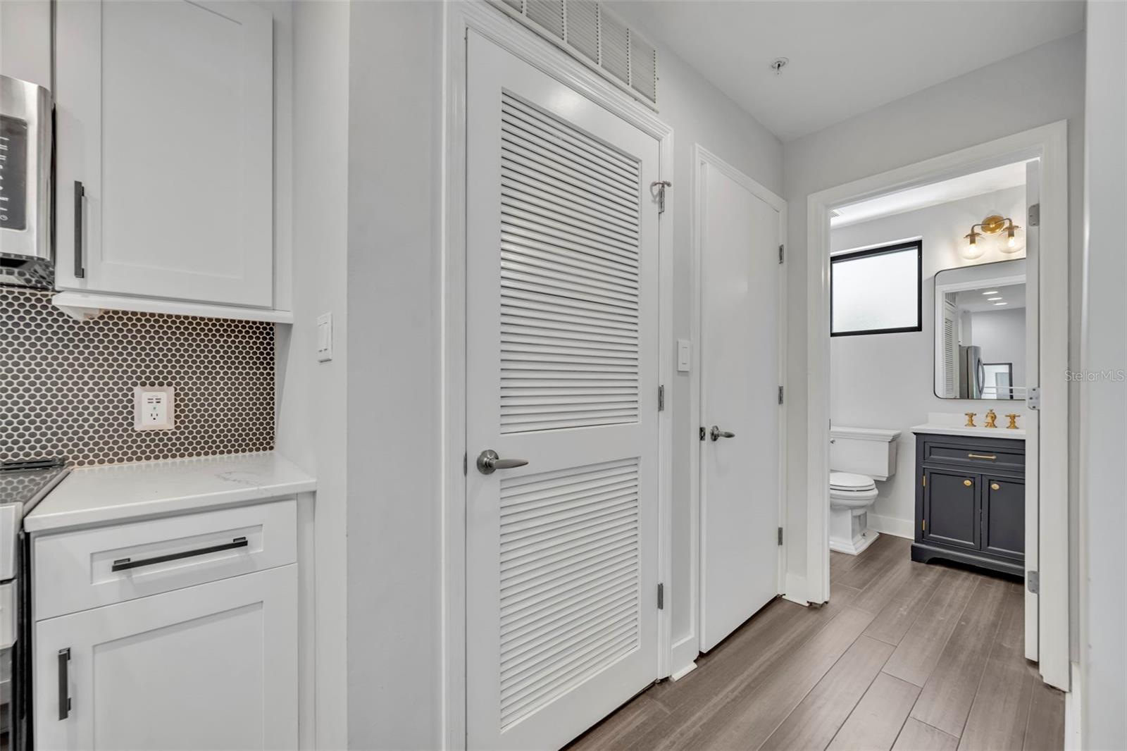 OSCOELA BROWNSTONES - Residential