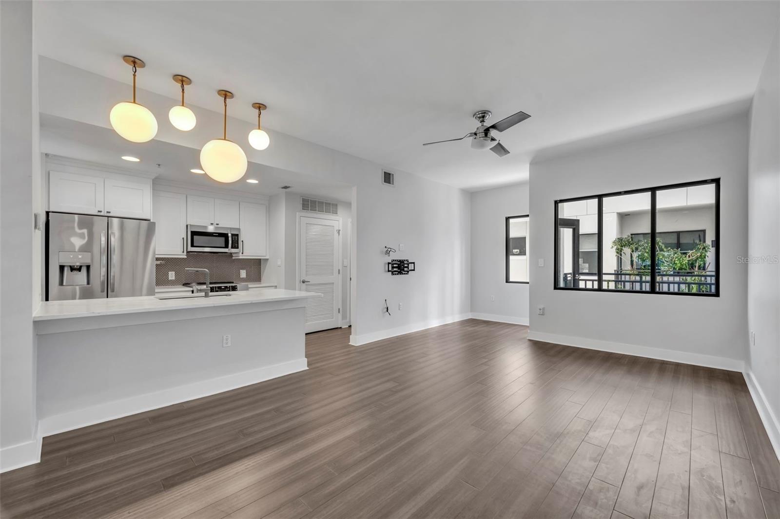 OSCOELA BROWNSTONES - Residential