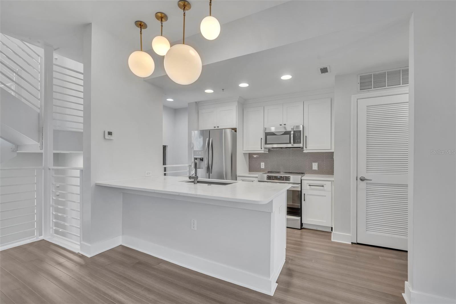 OSCOELA BROWNSTONES - Residential