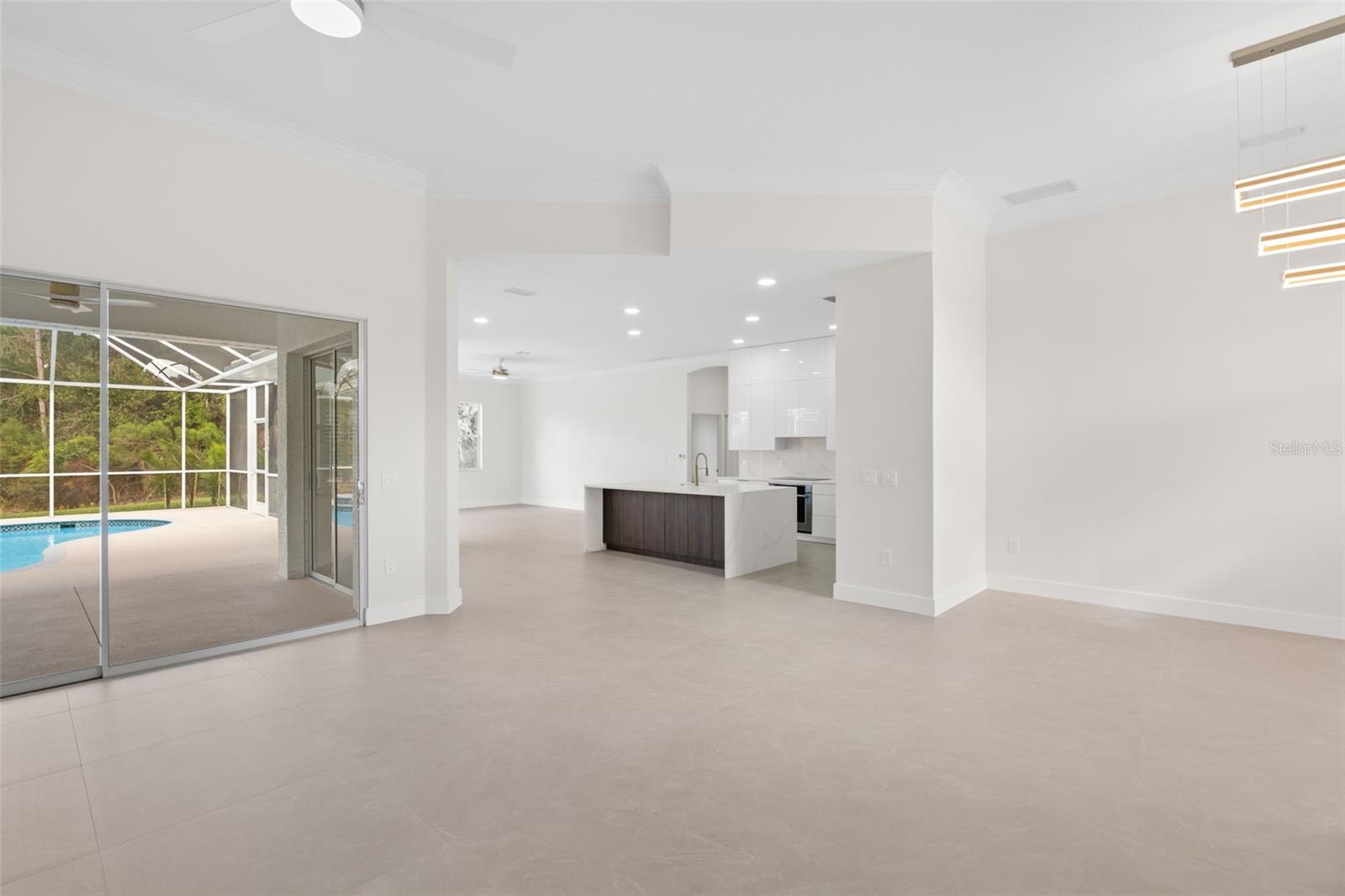 SAWGRASS - Residential