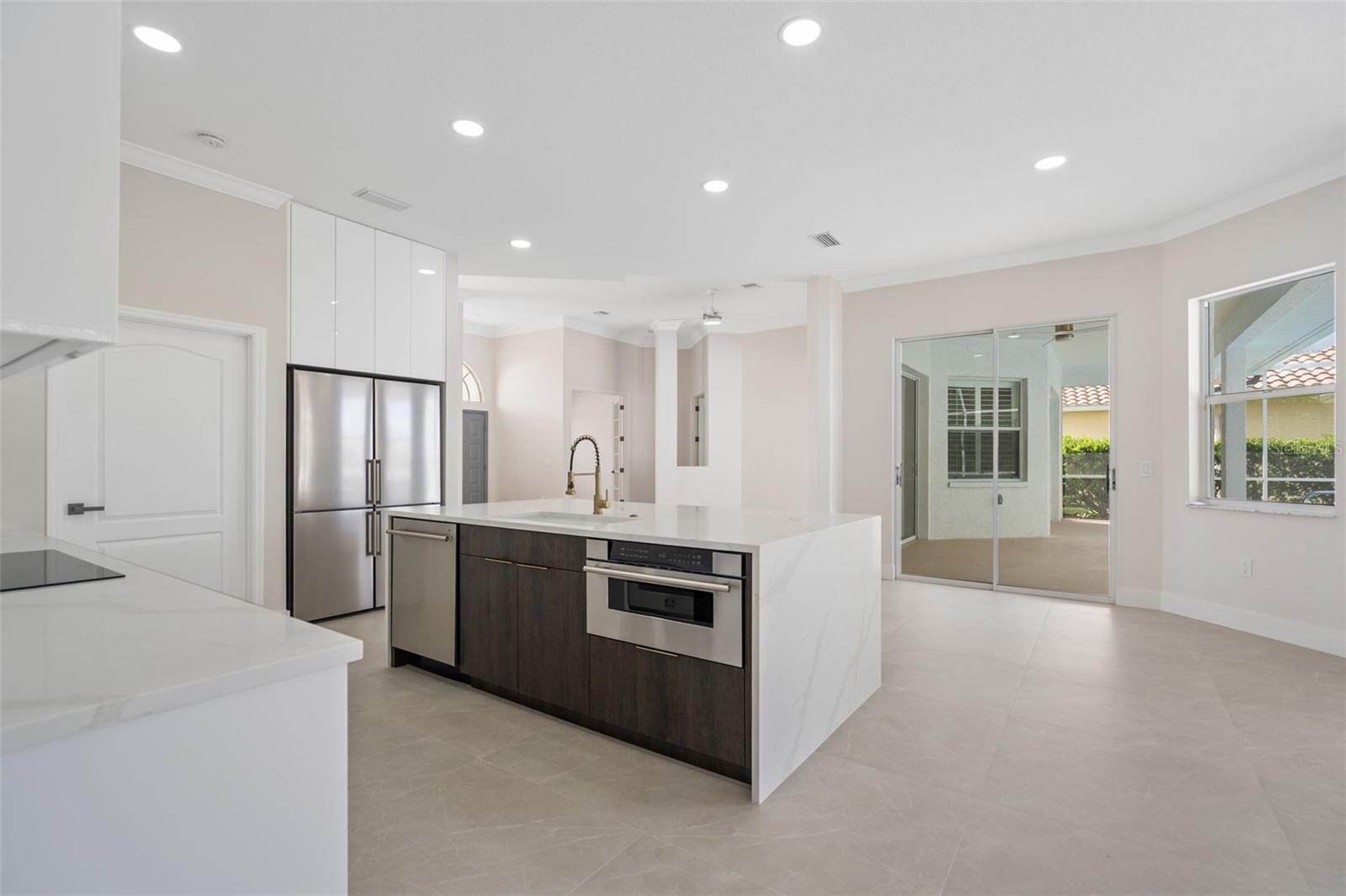 SAWGRASS - Residential