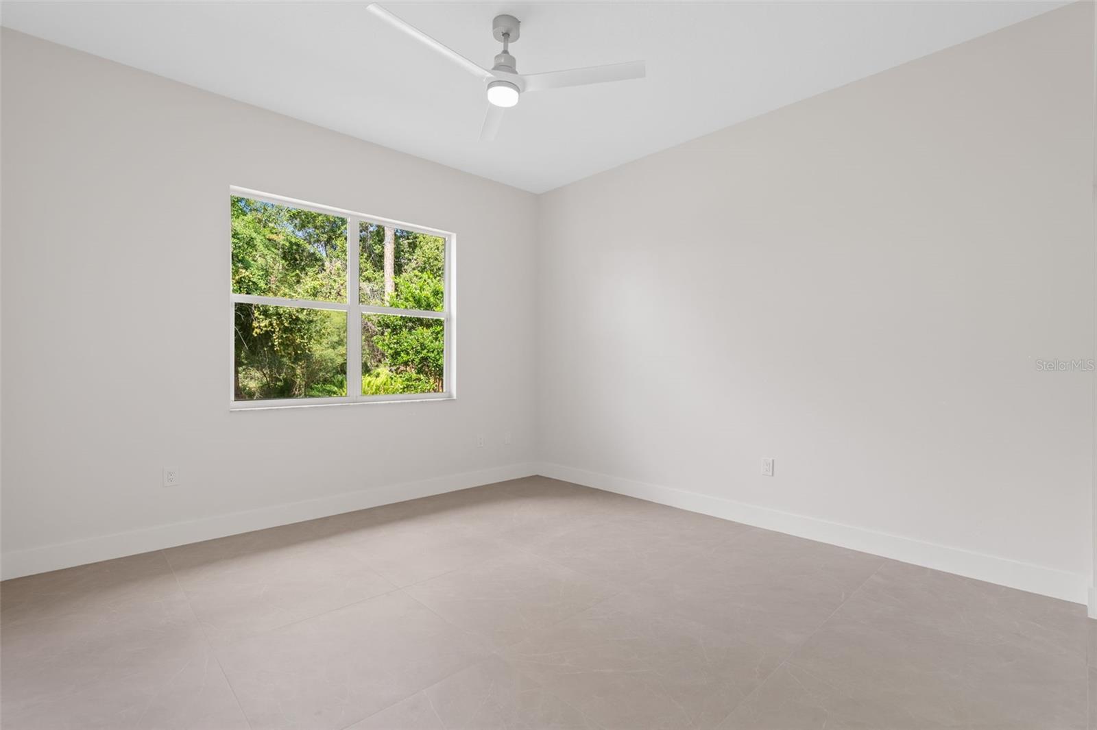 SAWGRASS - Residential