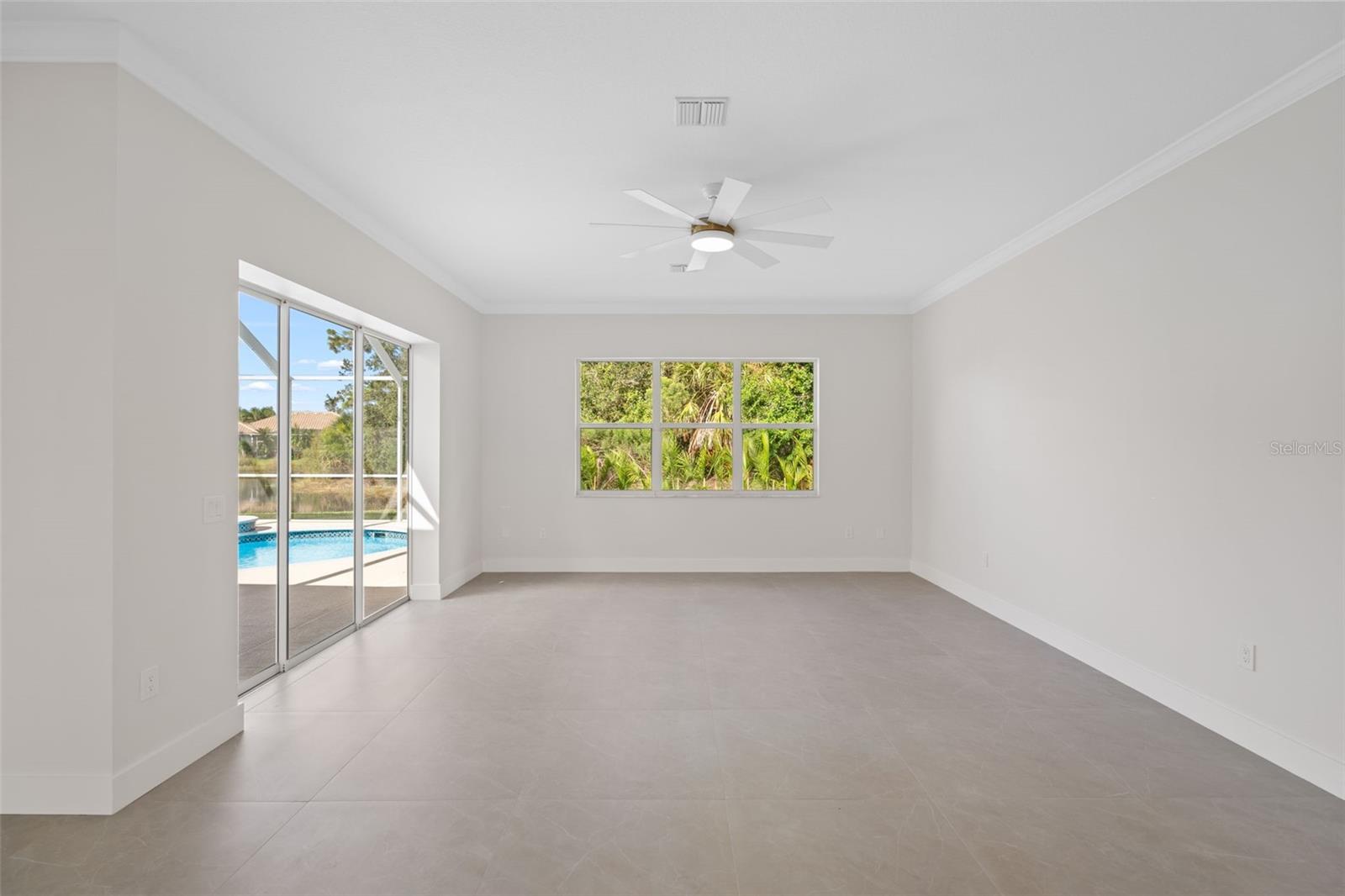 SAWGRASS - Residential