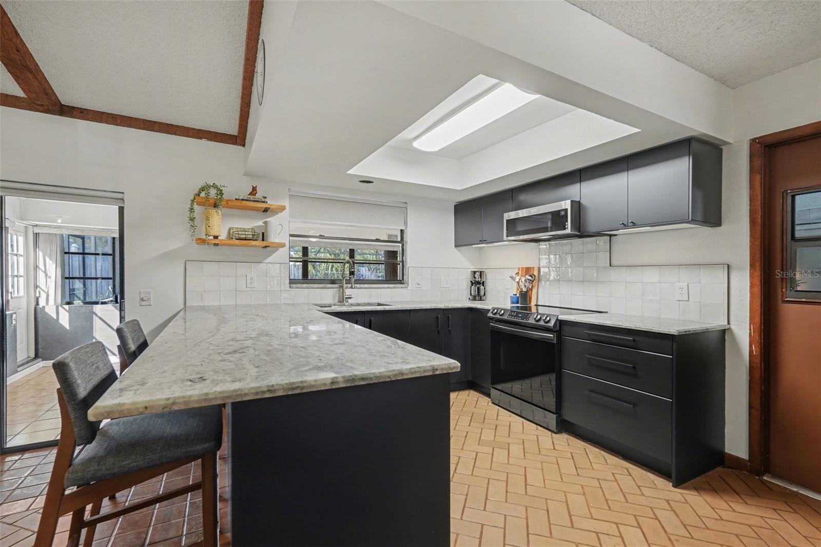 LAKEMONT UNIT NO 2 - Residential