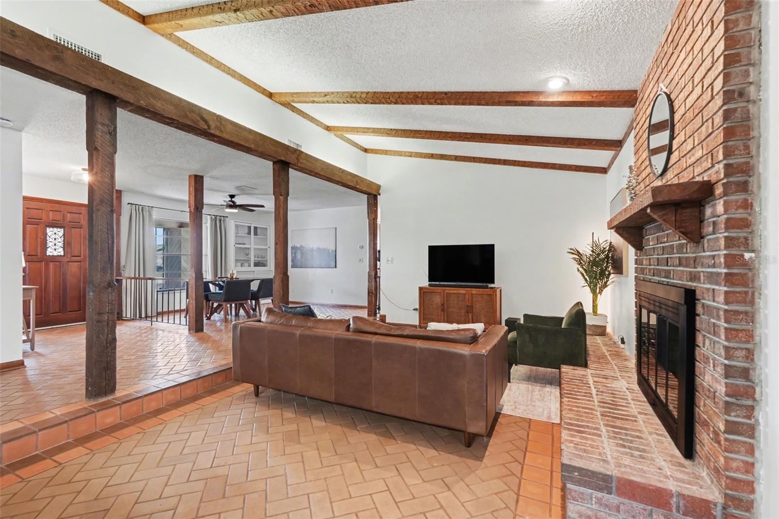 LAKEMONT UNIT NO 2 - Residential