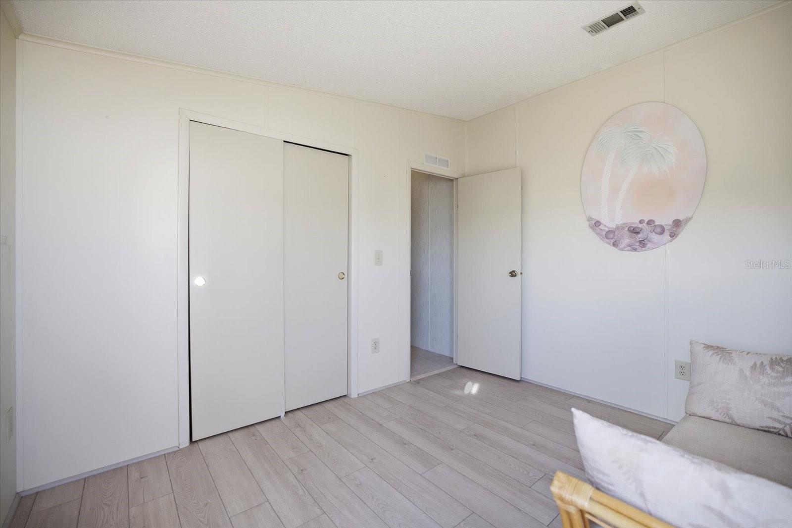 HARBOR ISLES III - Residential