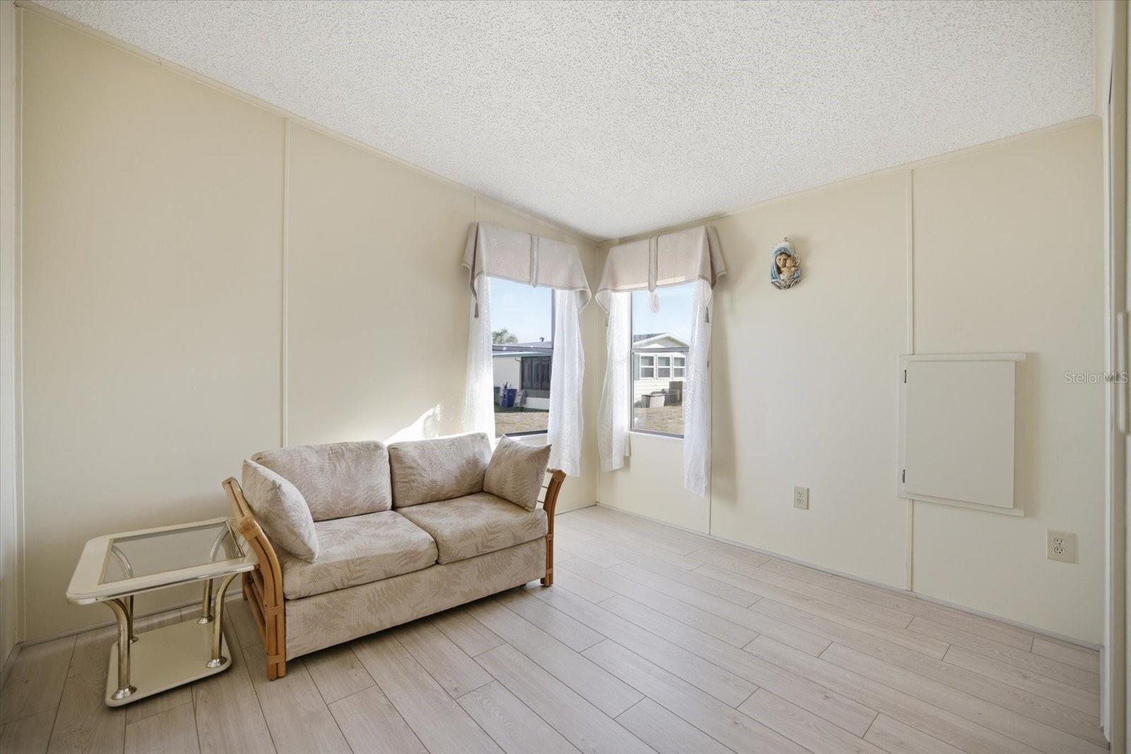 HARBOR ISLES III - Residential