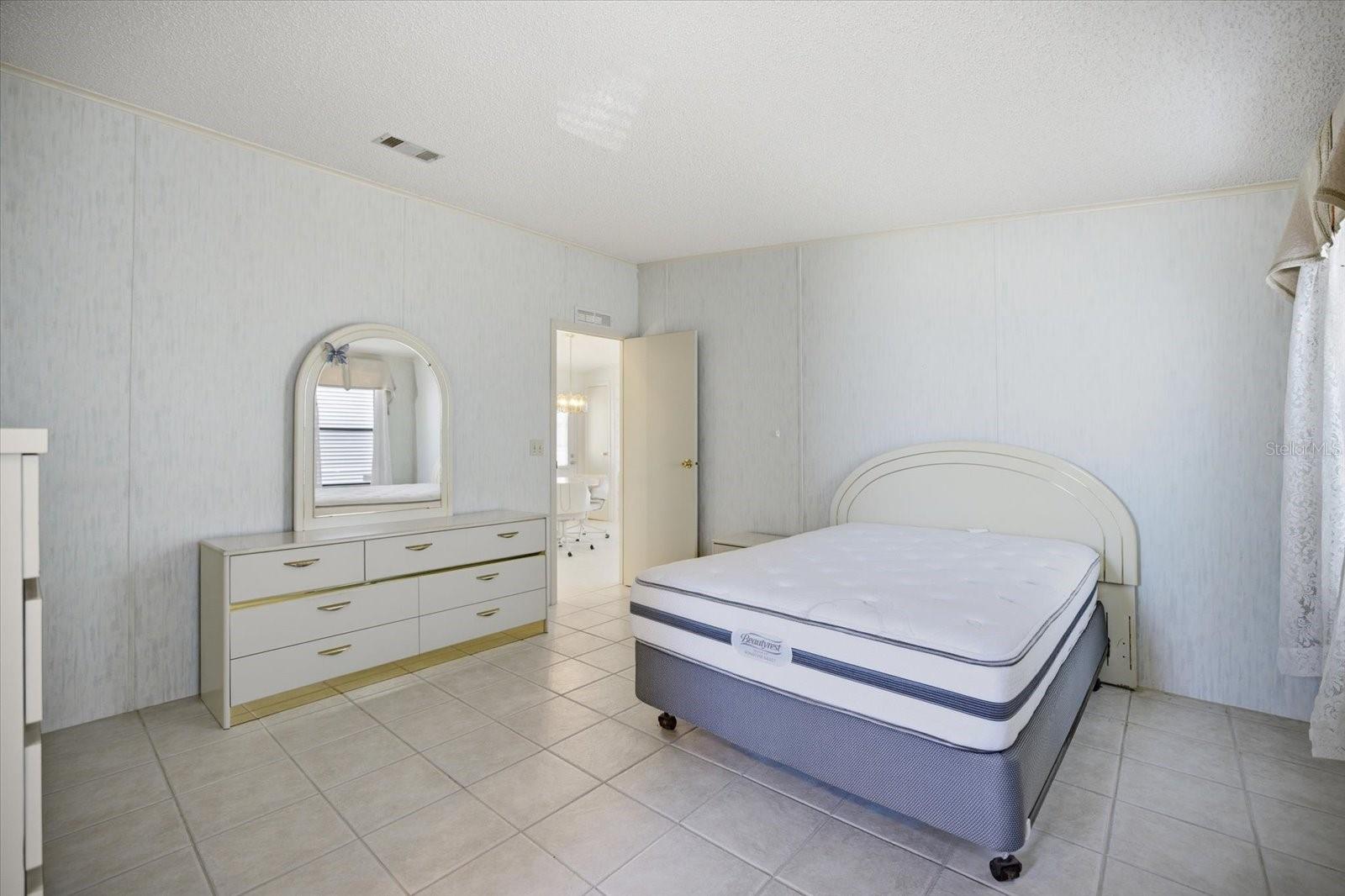 HARBOR ISLES III - Residential