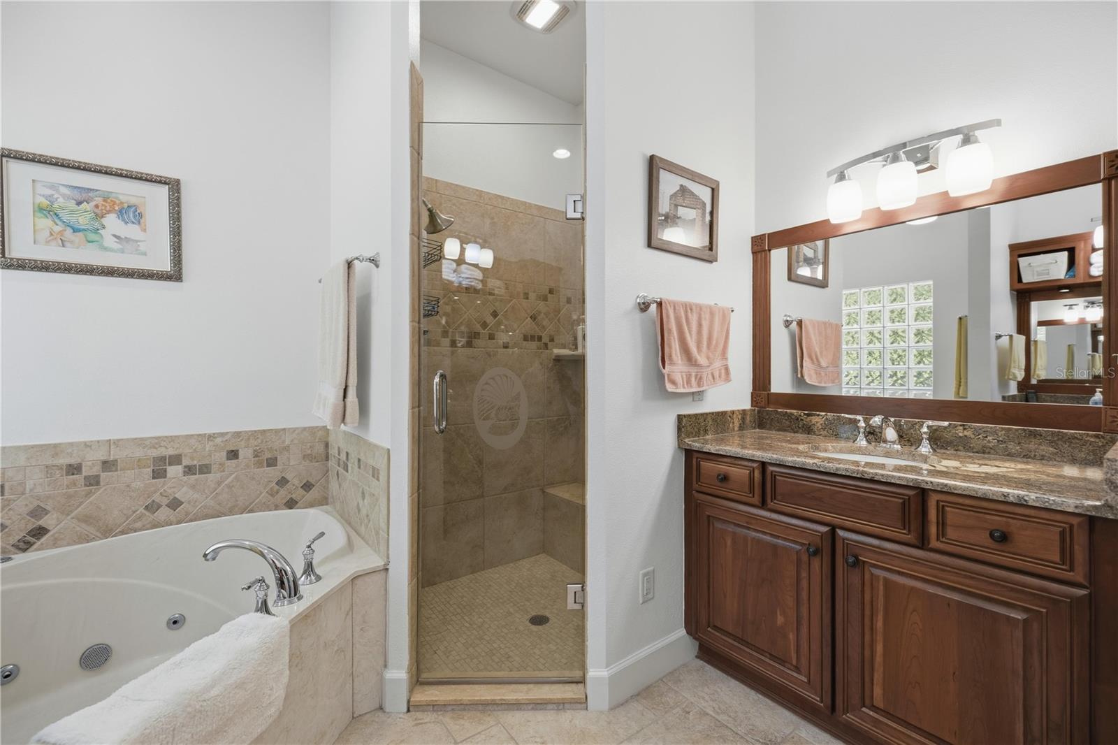 YORK HILL - Residential