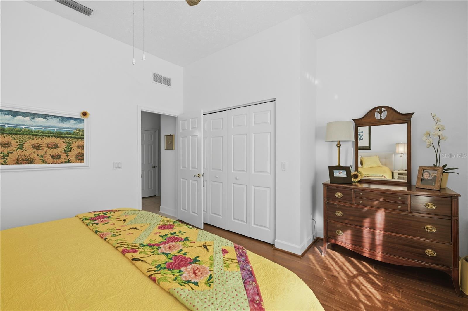 YORK HILL - Residential