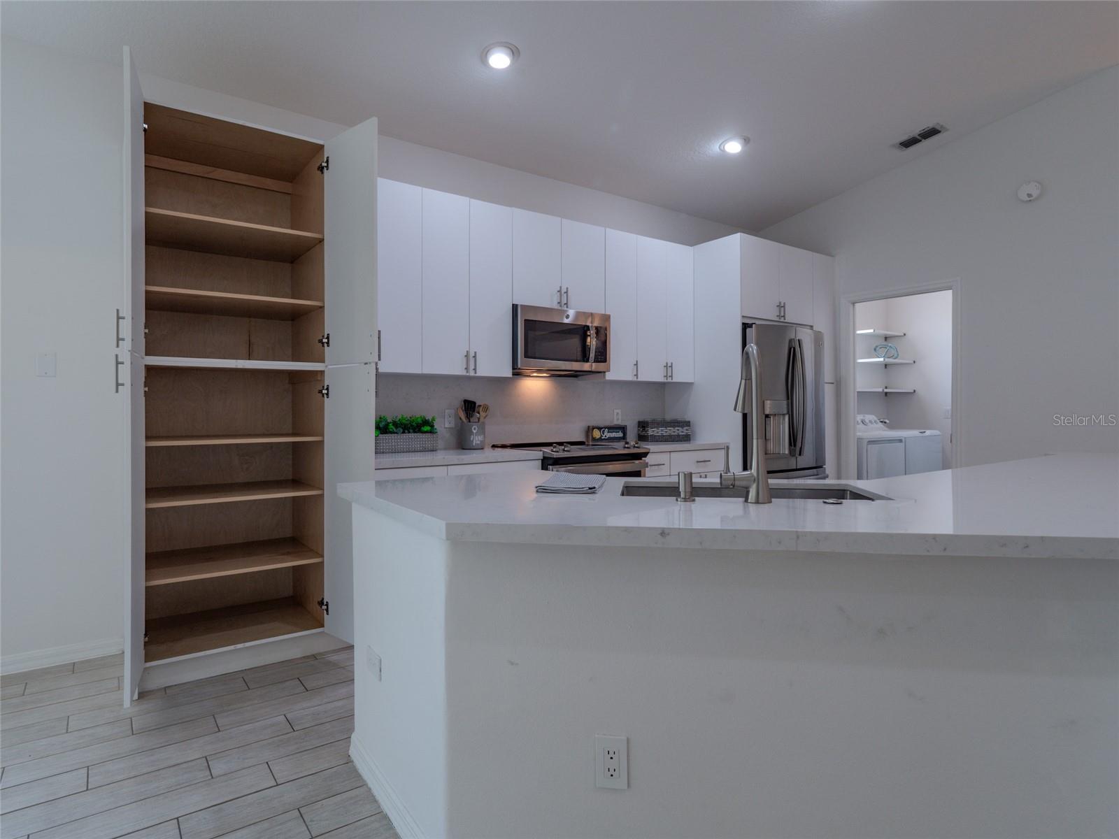 EDGEWATER VILLAGE SUBPHASE A - Residential