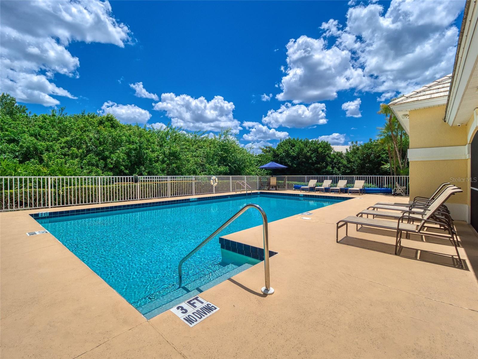 EDGEWATER VILLAGE SUBPHASE A - Residential