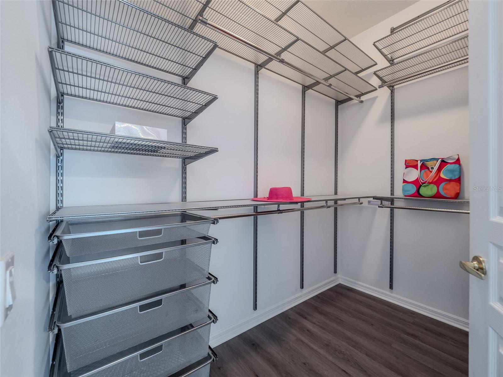 EDGEWATER VILLAGE SUBPHASE A - Residential