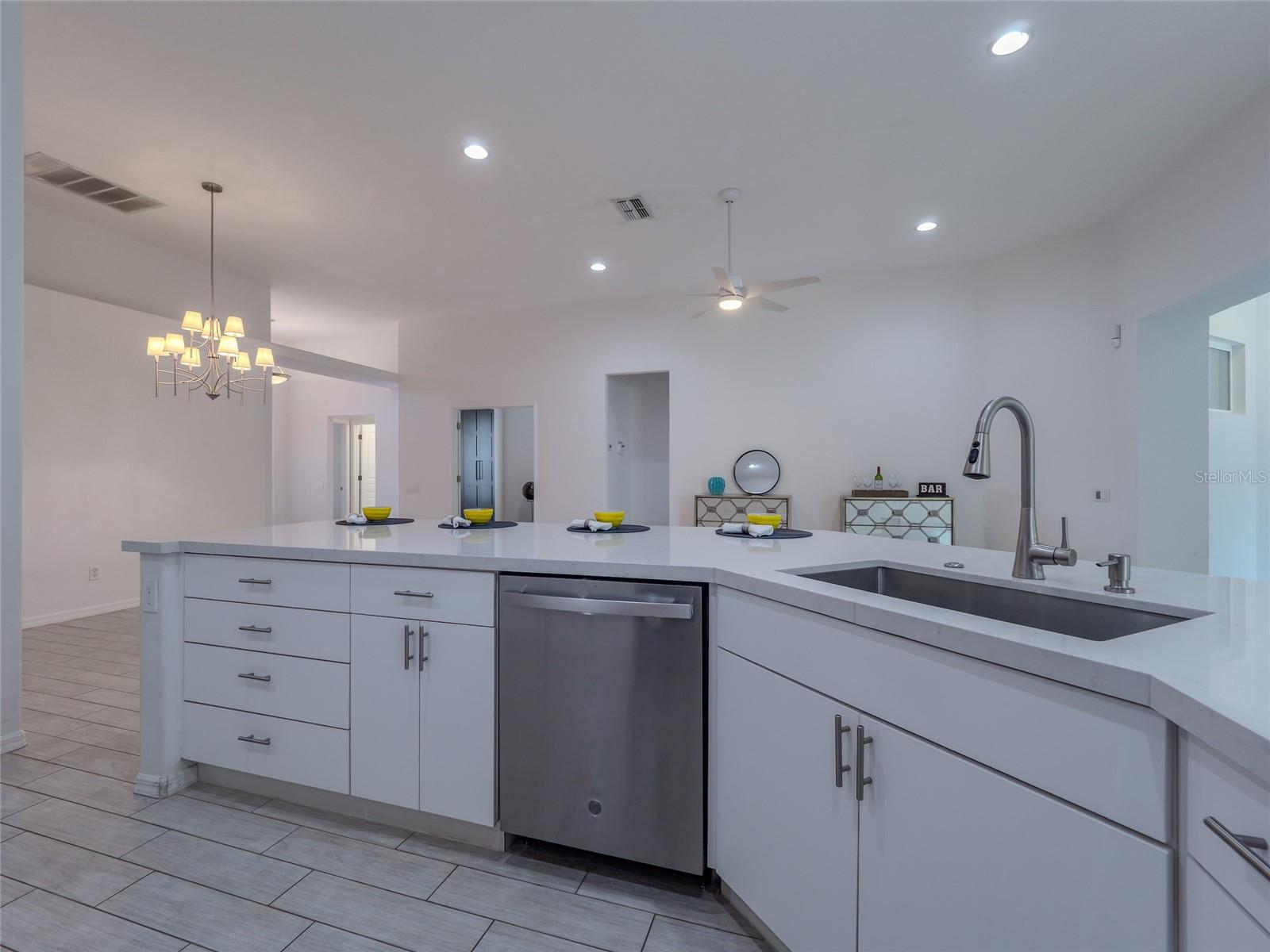 EDGEWATER VILLAGE SUBPHASE A - Residential