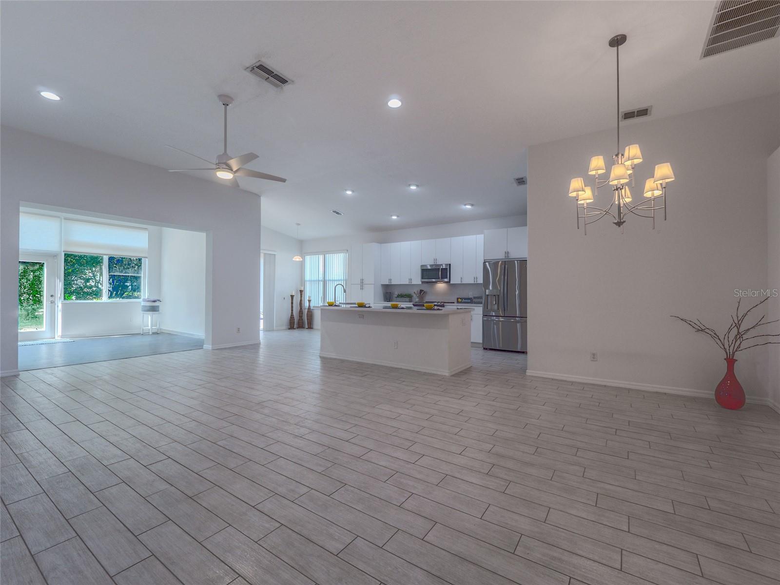 EDGEWATER VILLAGE SUBPHASE A - Residential