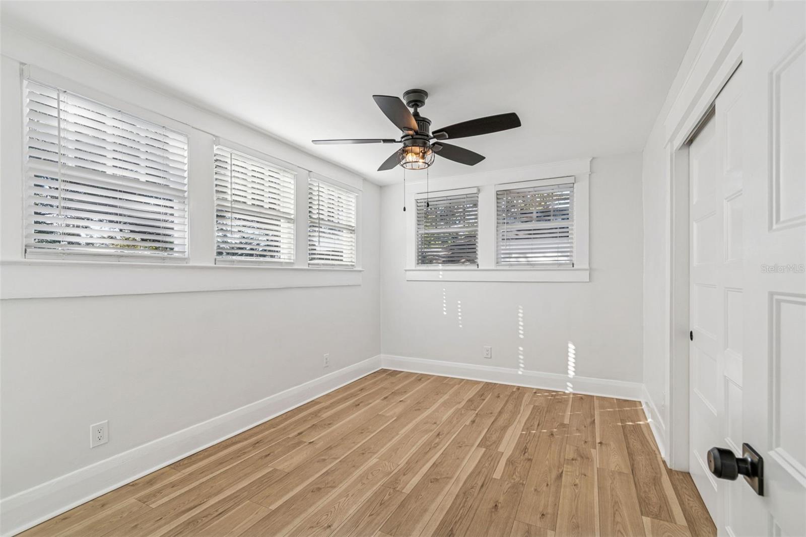 STRATFORD PLACE - Residential